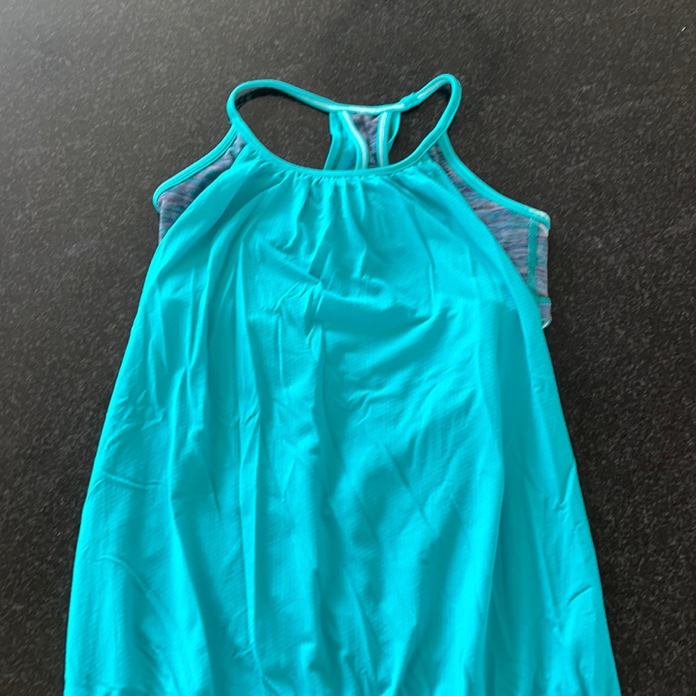 Lululemon Tank Top Size 4 RARE old style